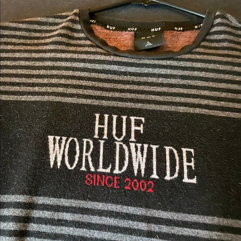 Huf worldwide tee